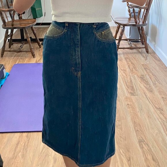 Dresses & Skirts - Vintage Denim Midi Skirt